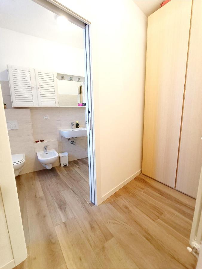 Ferienwohnung La Casa Del Barcaiolo Malgrate Exterior foto